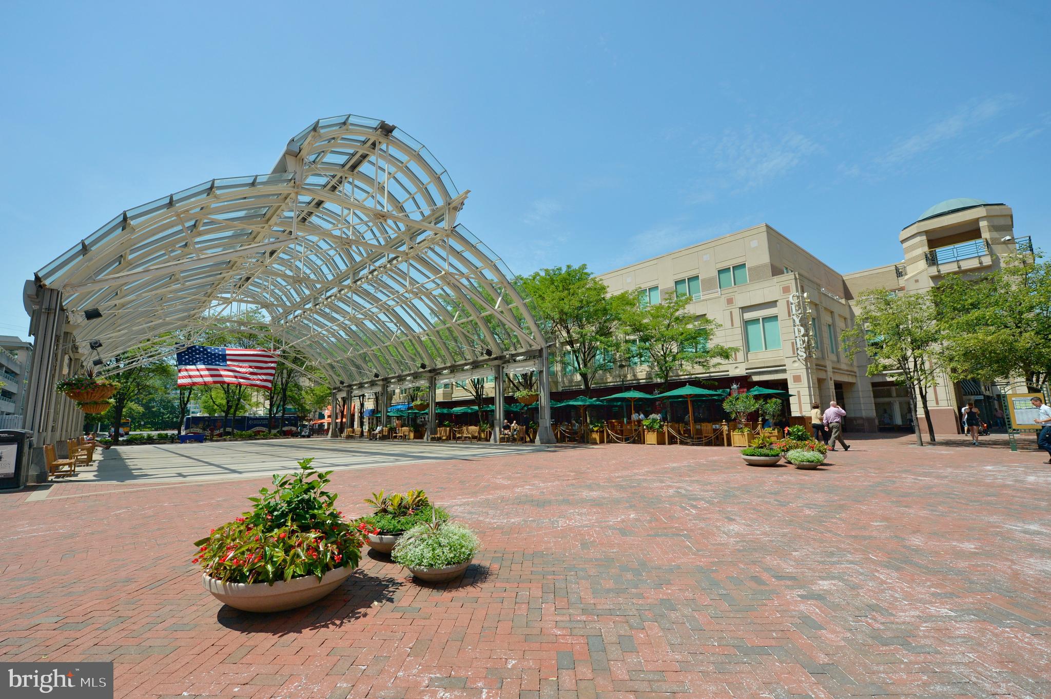 11990 Market Street, Unit 1314 Reston, VA 20190 - Photo 41 of 44 CONCERT VENUE IN SUMMER ICE SKATING RINK IN WINTER