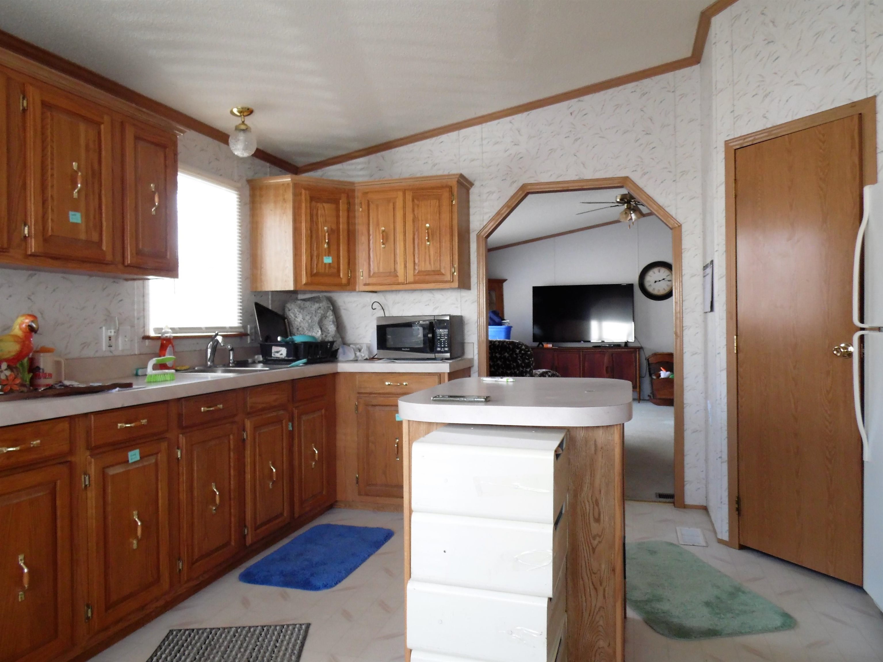 703 North Spring Street Gladwin, MI 48624 - Photo 11 of 28 Gallery Image 11