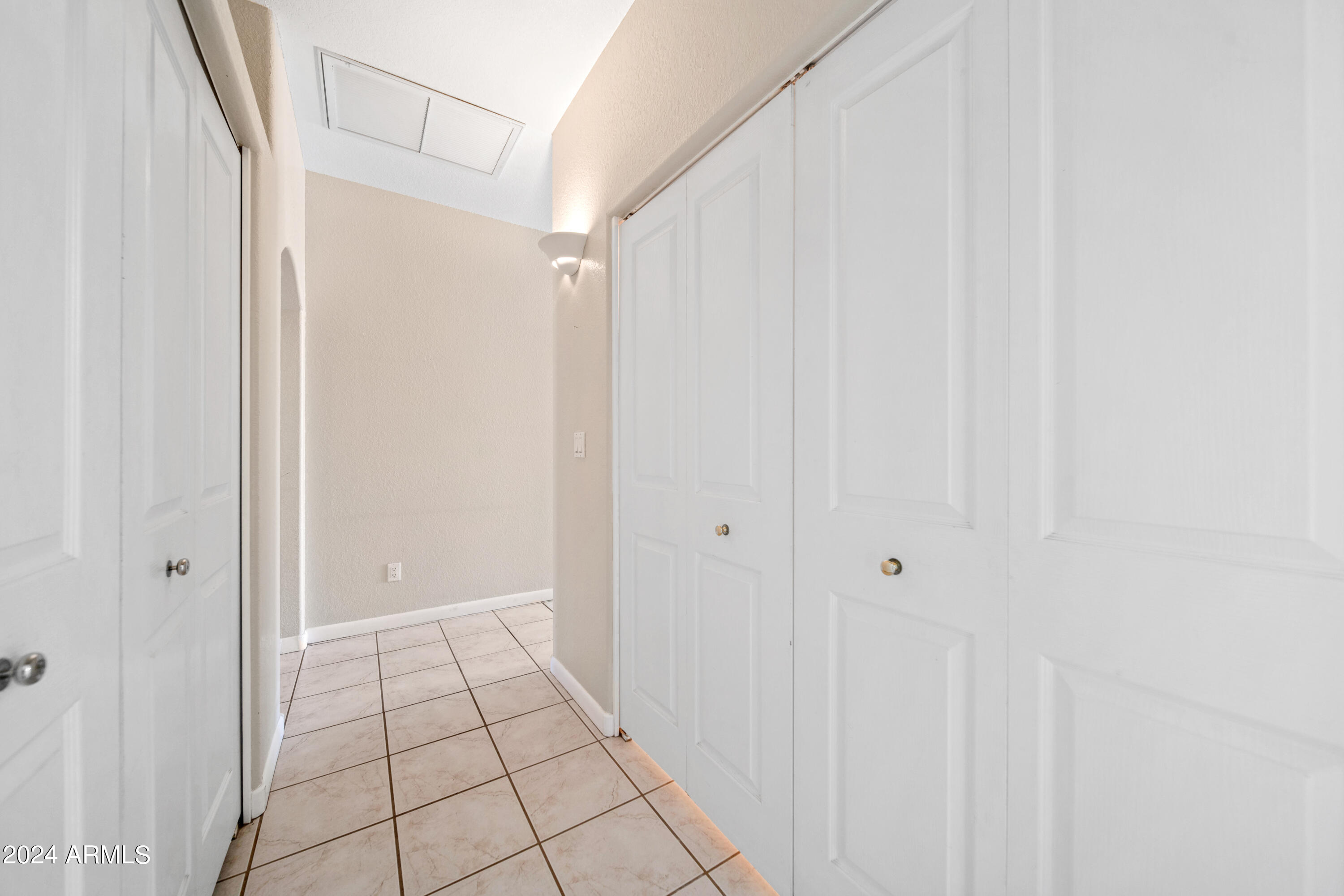 2825 West Pinto Place Wickenburg, AZ 85390 - Photo 19 of 32 a view of an empty room