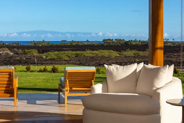 a view of a terrace with city view