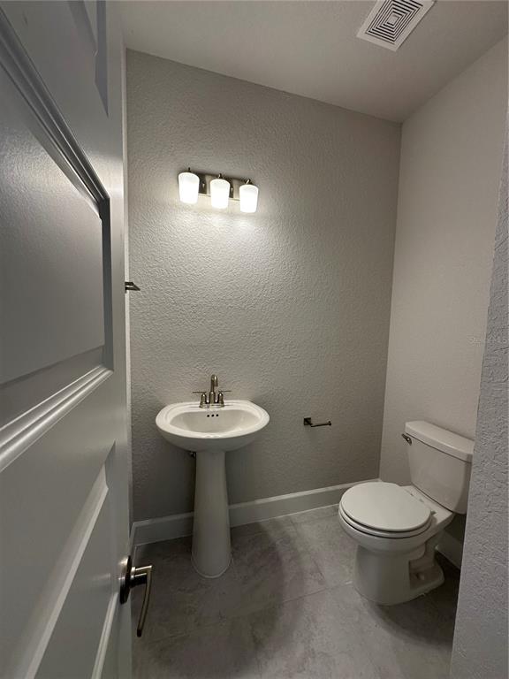 4561 Southwest 91st Ln Road Ocala, FL 34476 - Photo 5 of 57 Gallery Image 5