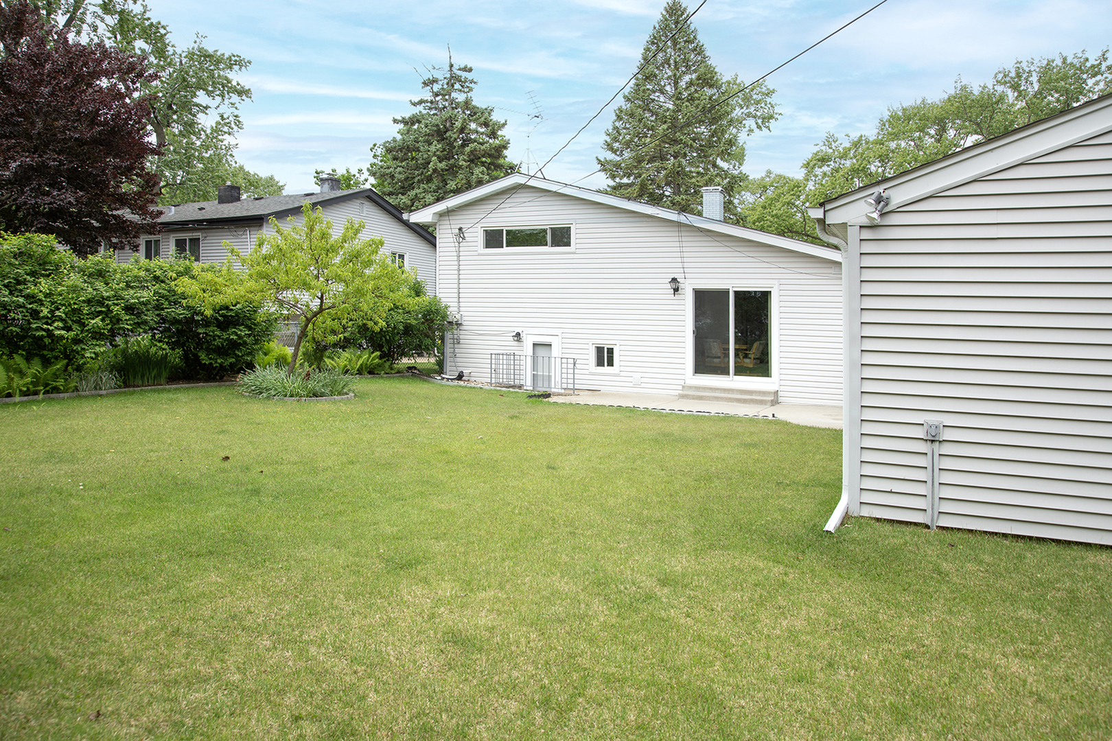 921 Iowa Avenue Addison, IL 60101 - Photo 8 of 30