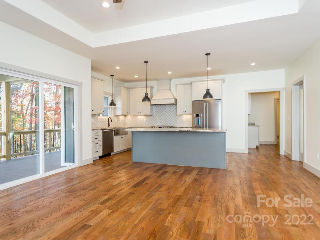 280 Justice Ridge Road Candler, NC 28715 - Photo 10 of 40 Gallery Image 10