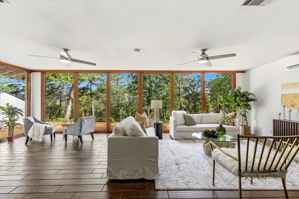 $489,000 | 28 Lost Pines Avenue, Bastrop, TX 78602