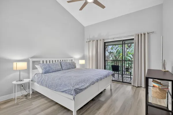 $2,500 | 5230 Southeast Seascape Way, Unit 201, Stuart, FL 34997