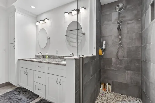 $2,500 | 5230 Southeast Seascape Way, Unit 201, Stuart, FL 34997