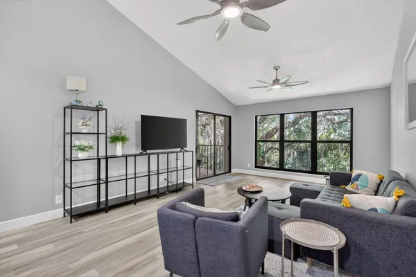 $2,500 | 5230 Southeast Seascape Way, Unit 201, Stuart, FL 34997