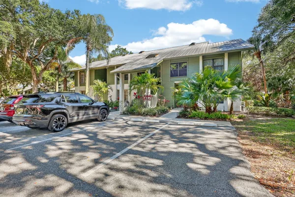 $2,500 | 5230 Southeast Seascape Way, Unit 201, Stuart, FL 34997