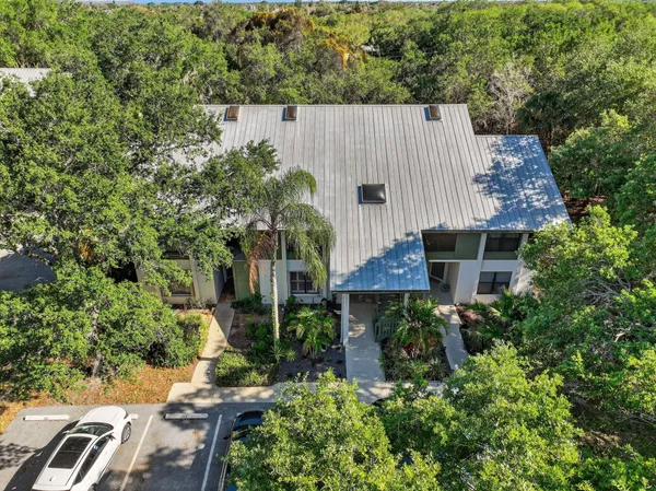 $2,500 | 5230 Southeast Seascape Way, Unit 201, Stuart, FL 34997