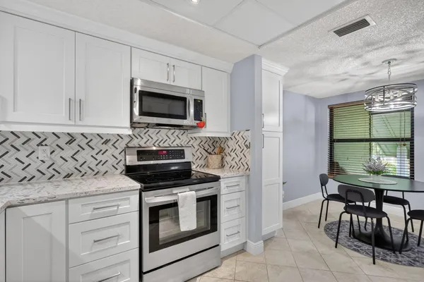 $2,500 | 5230 Southeast Seascape Way, Unit 201, Stuart, FL 34997