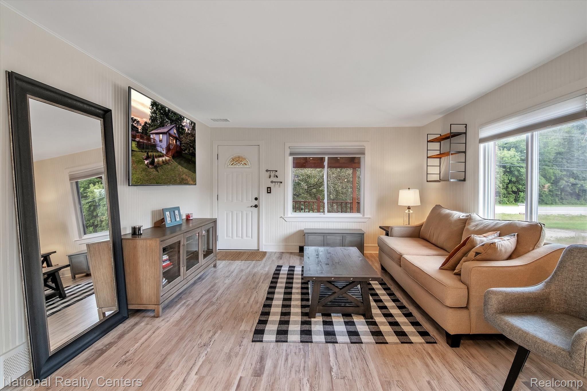 4641 Clintonville Road Clarkston, MI 48346 - Photo 7 of 40 07-4641-Clintonville-Rd-WindowStill-Real-Estate-Photography-7.jpg