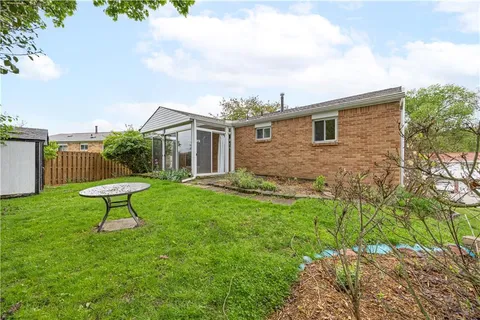 $239,000 | 344 Springwood Drive, Verona, PA 15147
