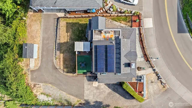 $899,000 | 303 Puyallup Street, Steilacoom, WA 98388