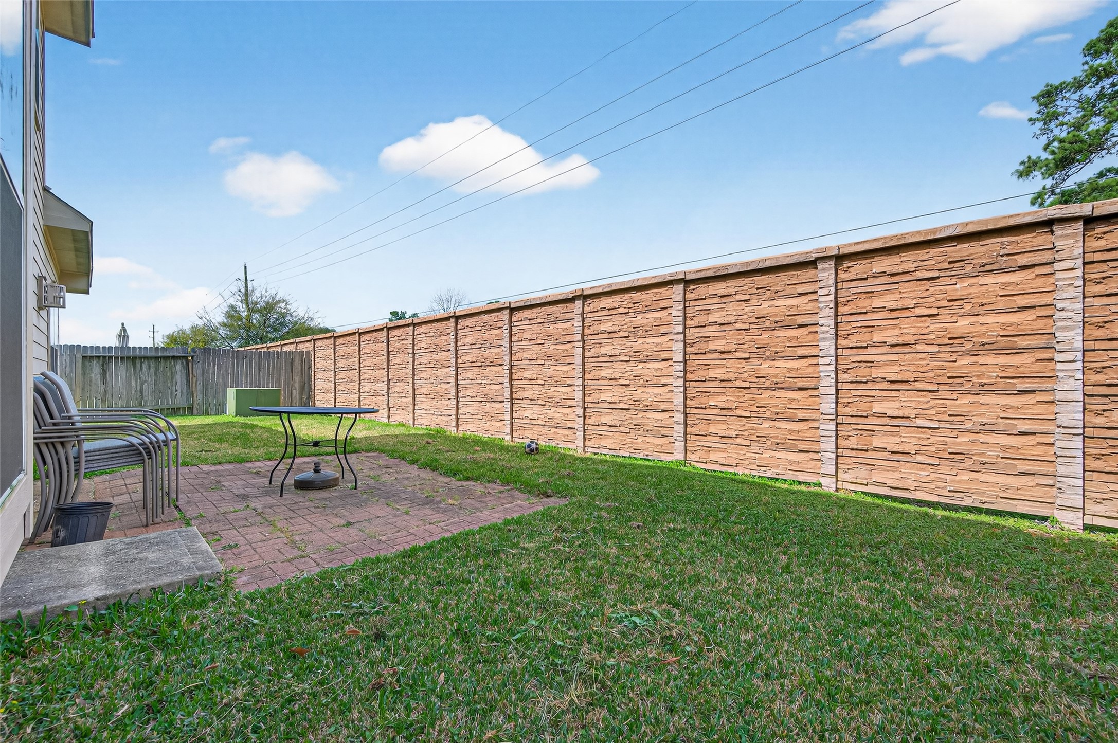 8106 Rudy Brook Way Spring, TX 77379 - Photo 20 of 20 a view of a backyard with a garden