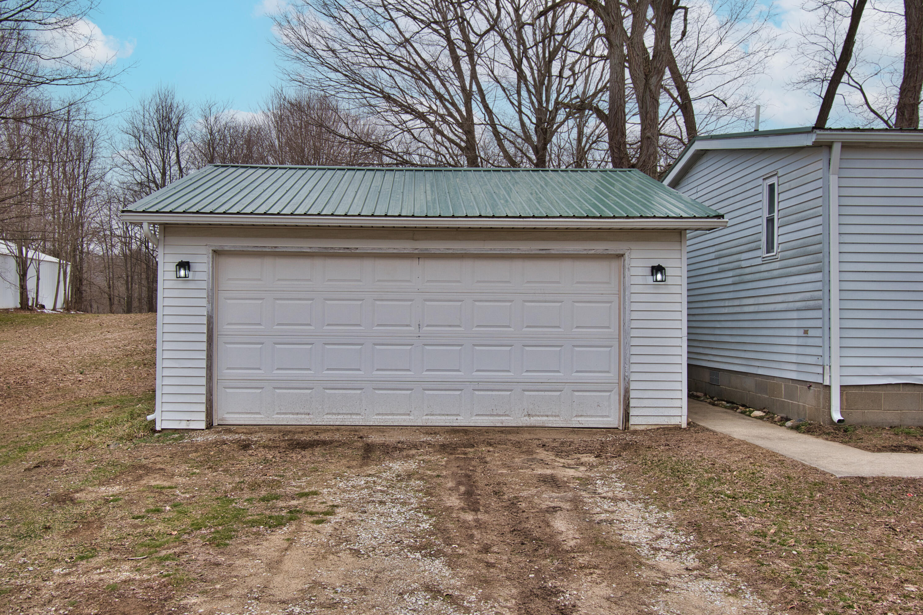 1718 Barron Lake Road Niles, MI 49120 - Photo 2 of 29 DSC_0626