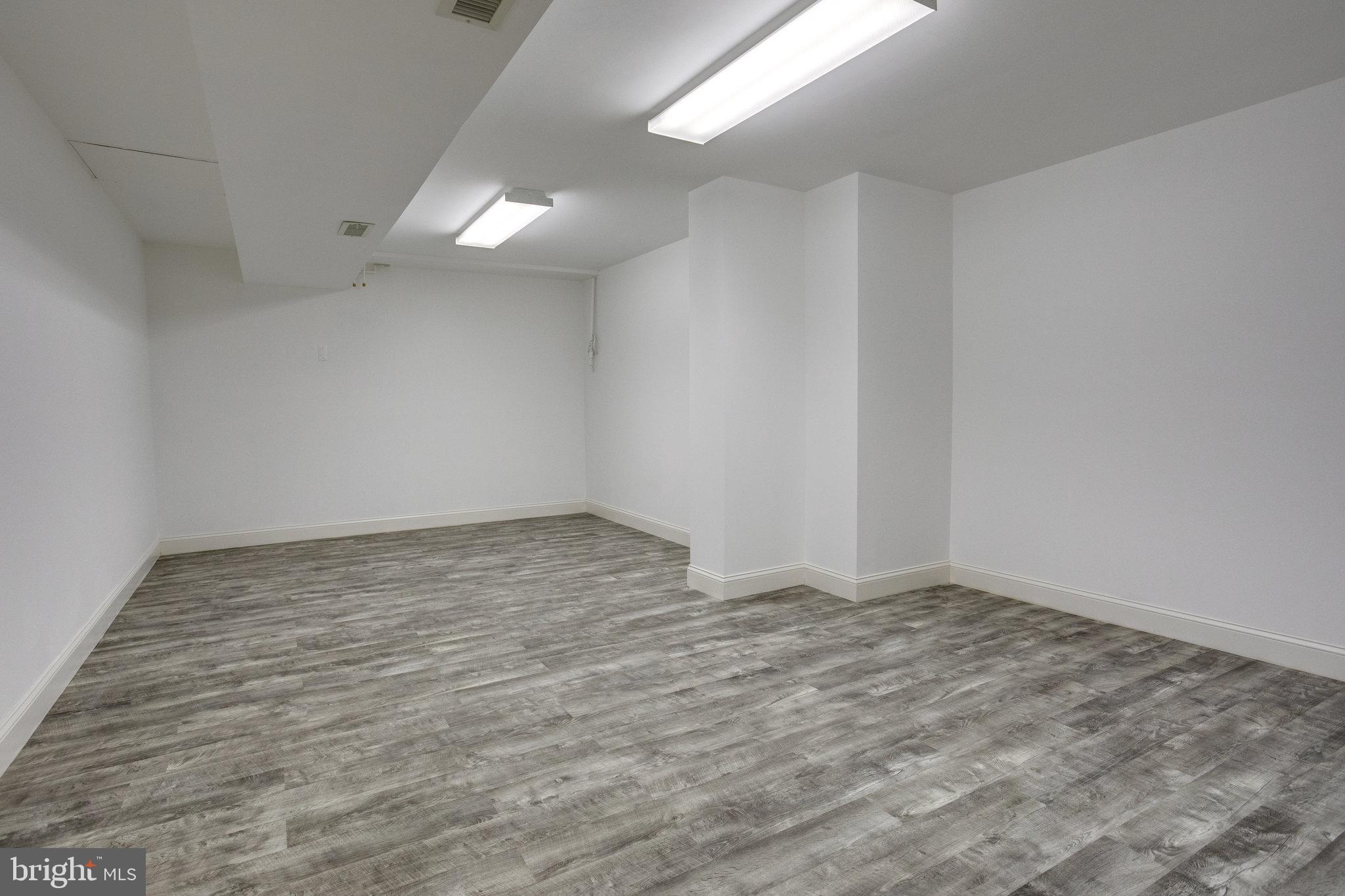 12307 Glen Road Potomac, MD 20854 - Photo 110 of 113