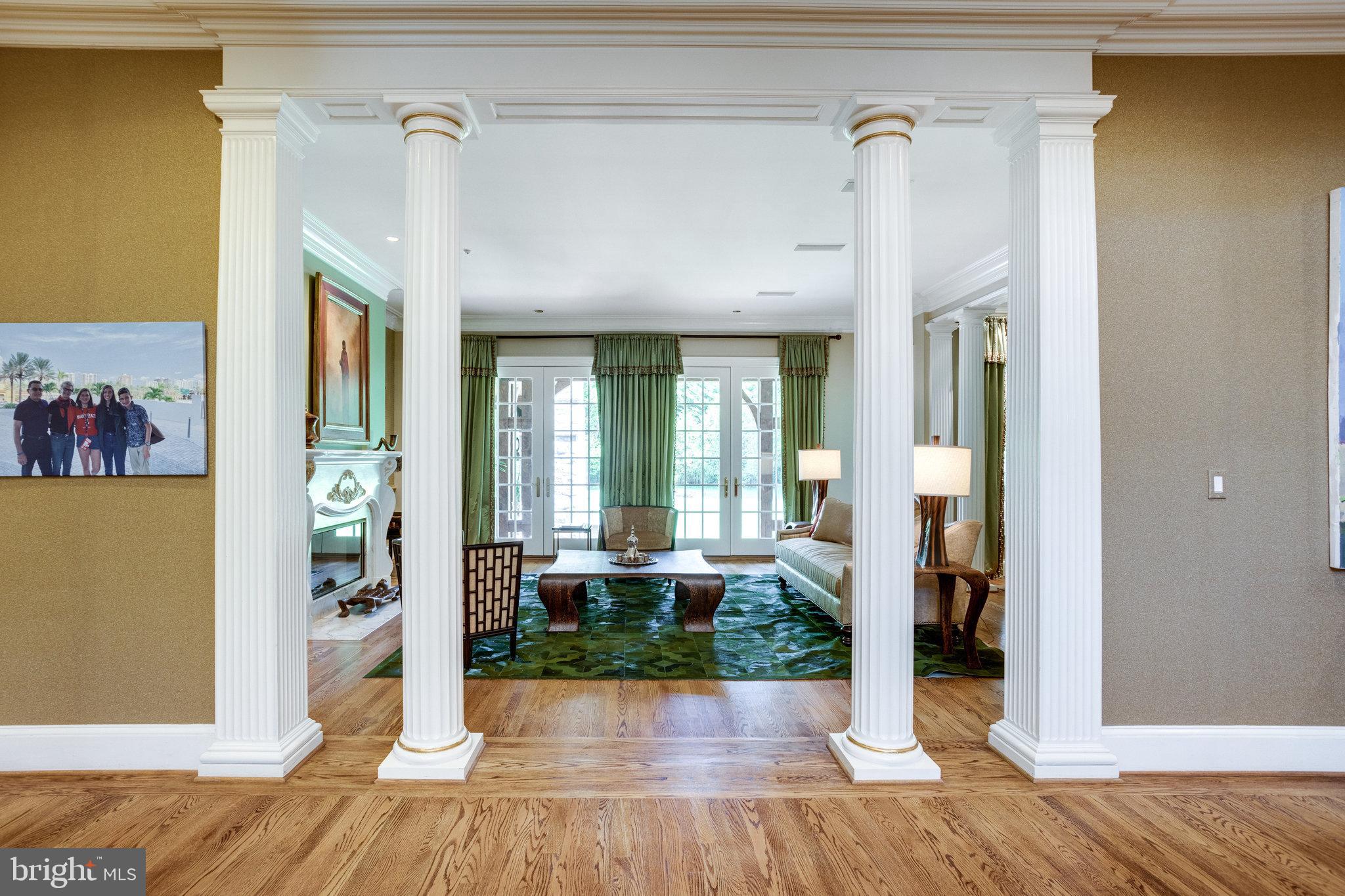 12307 Glen Road Potomac, MD 20854 - Photo 5 of 113