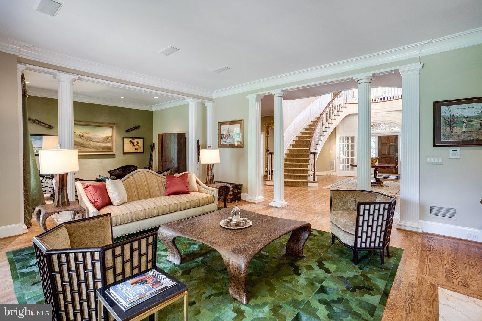 12307 Glen Road Potomac, MD 20854 - Photo 6 of 113