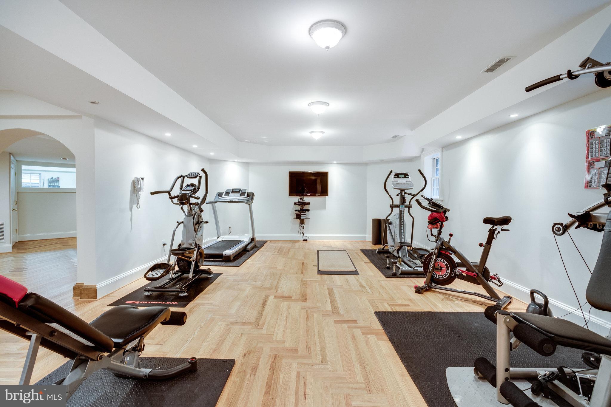 12307 Glen Road Potomac, MD 20854 - Photo 75 of 113