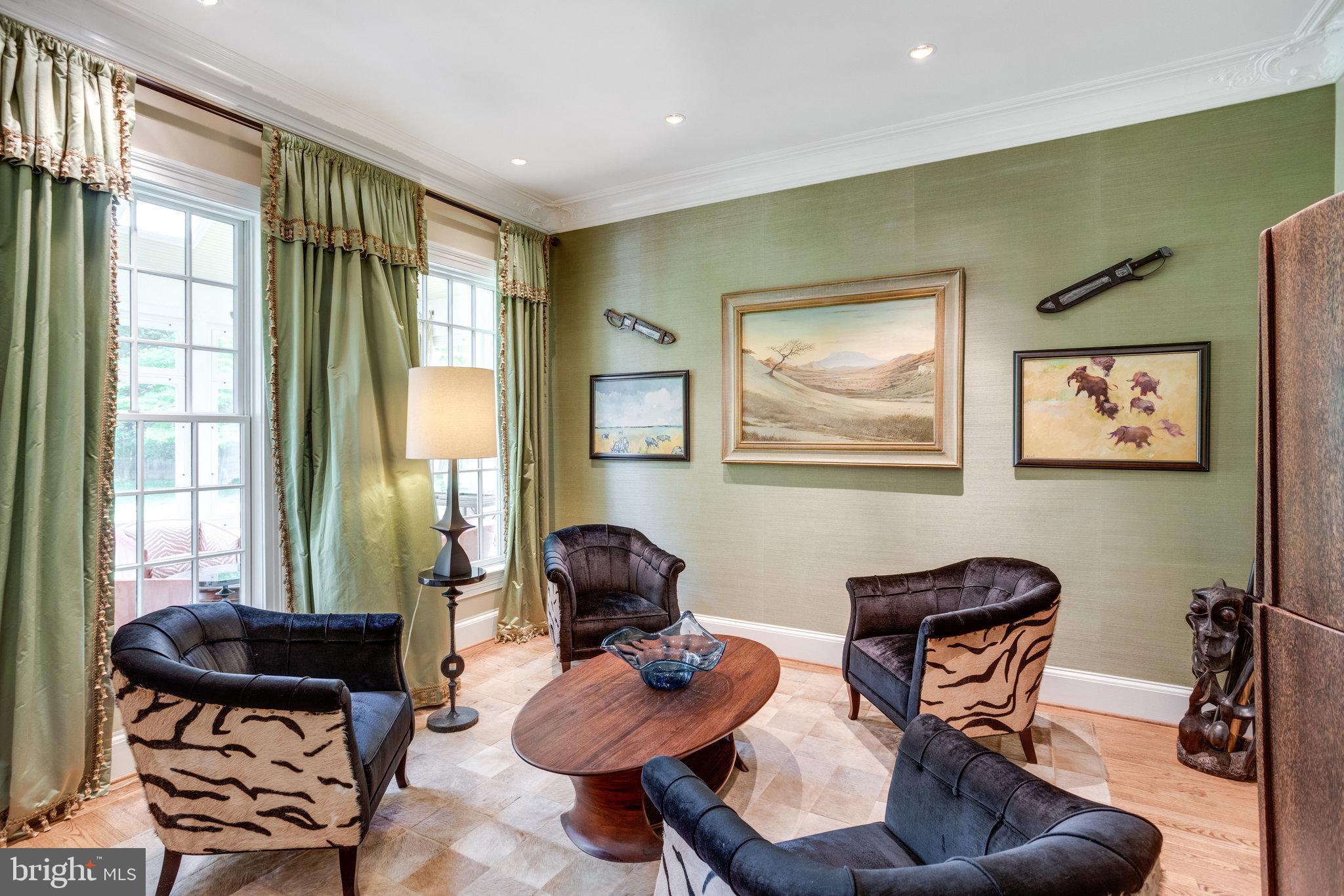 12307 Glen Road Potomac, MD 20854 - Photo 9 of 113