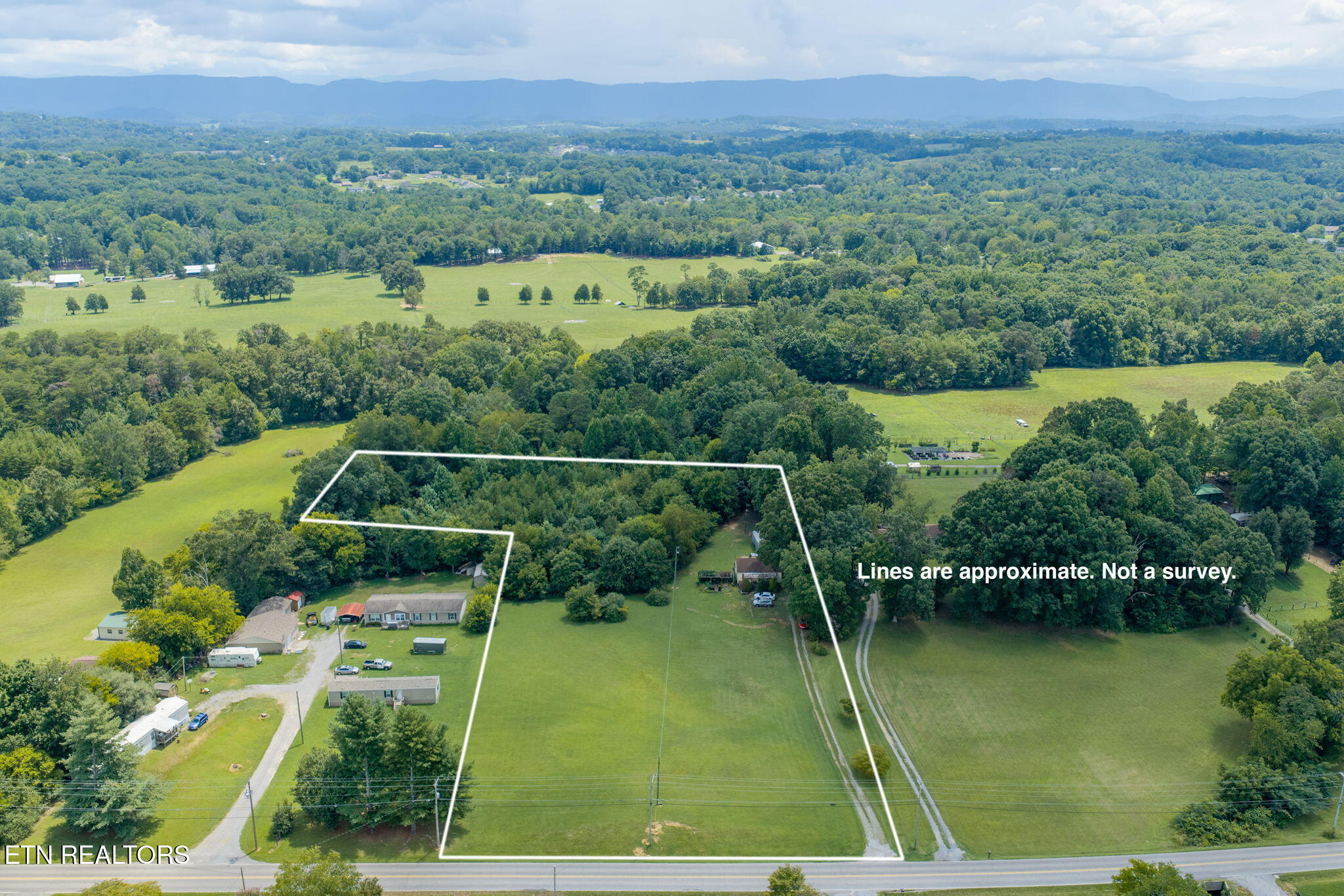 3462 Morganton Road Maryville, TN 37801 - Photo 2 of 45 homesandvideos 826-95 lines