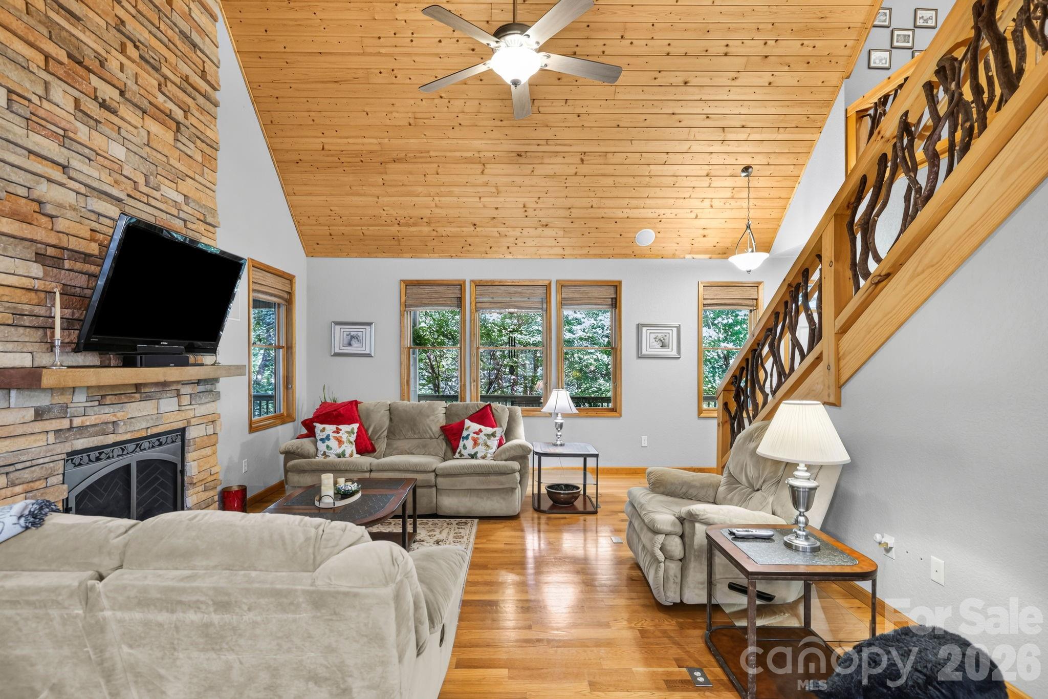 149 Oriole Road Brevard, NC 28712 - Photo 8 of 42