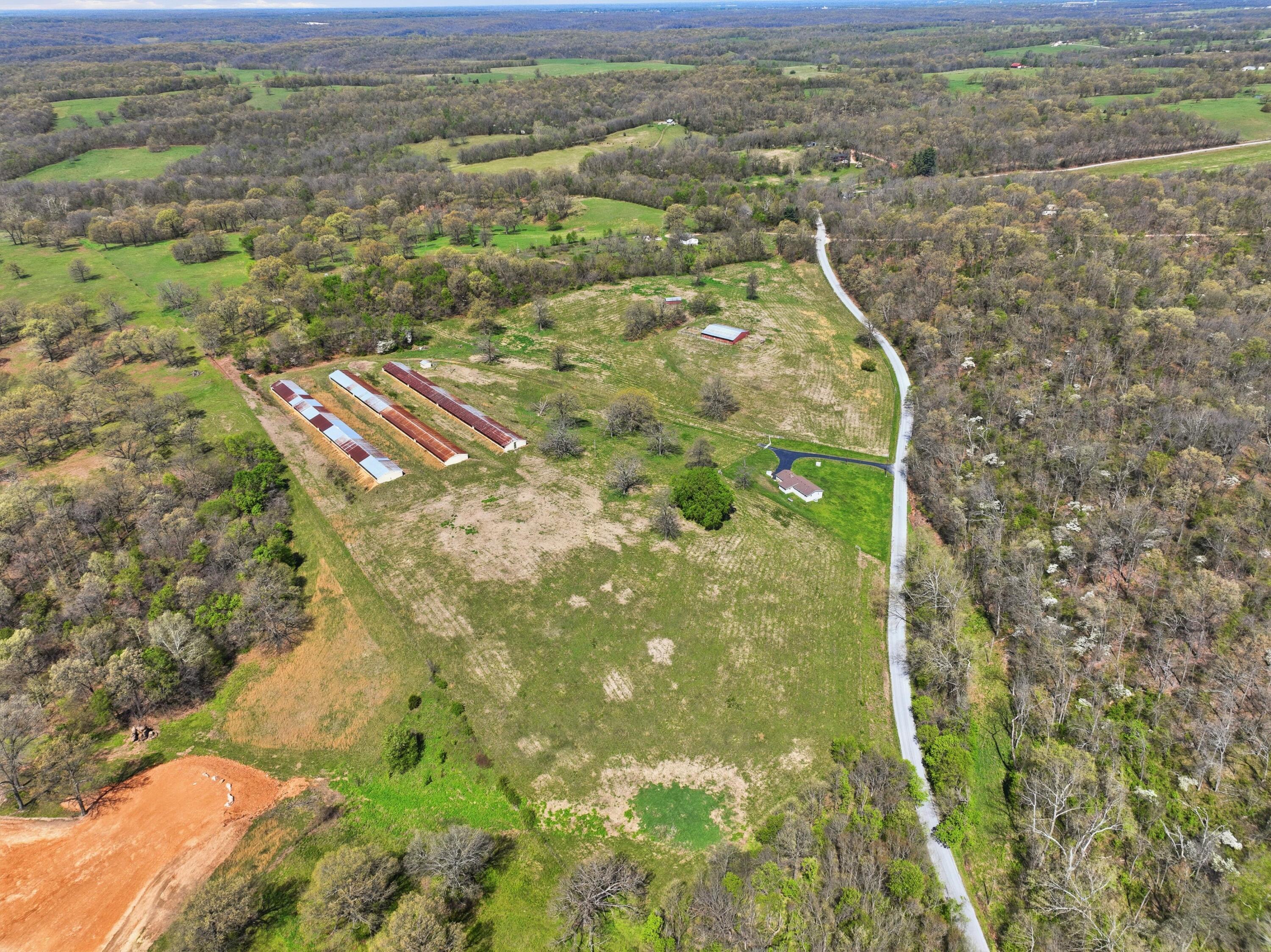 577 McNatt Road Neosho, MO 64850 - Photo 38 of 50 042