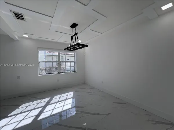 $4,800 | 109 Gables Boulevard, Weston, FL 33326