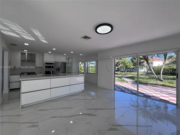 $4,800 | 109 Gables Boulevard, Weston, FL 33326
