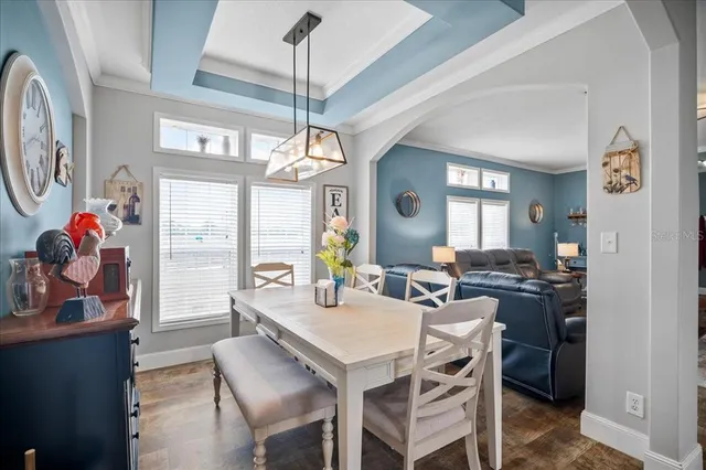 a view of a dining room and livingroom view