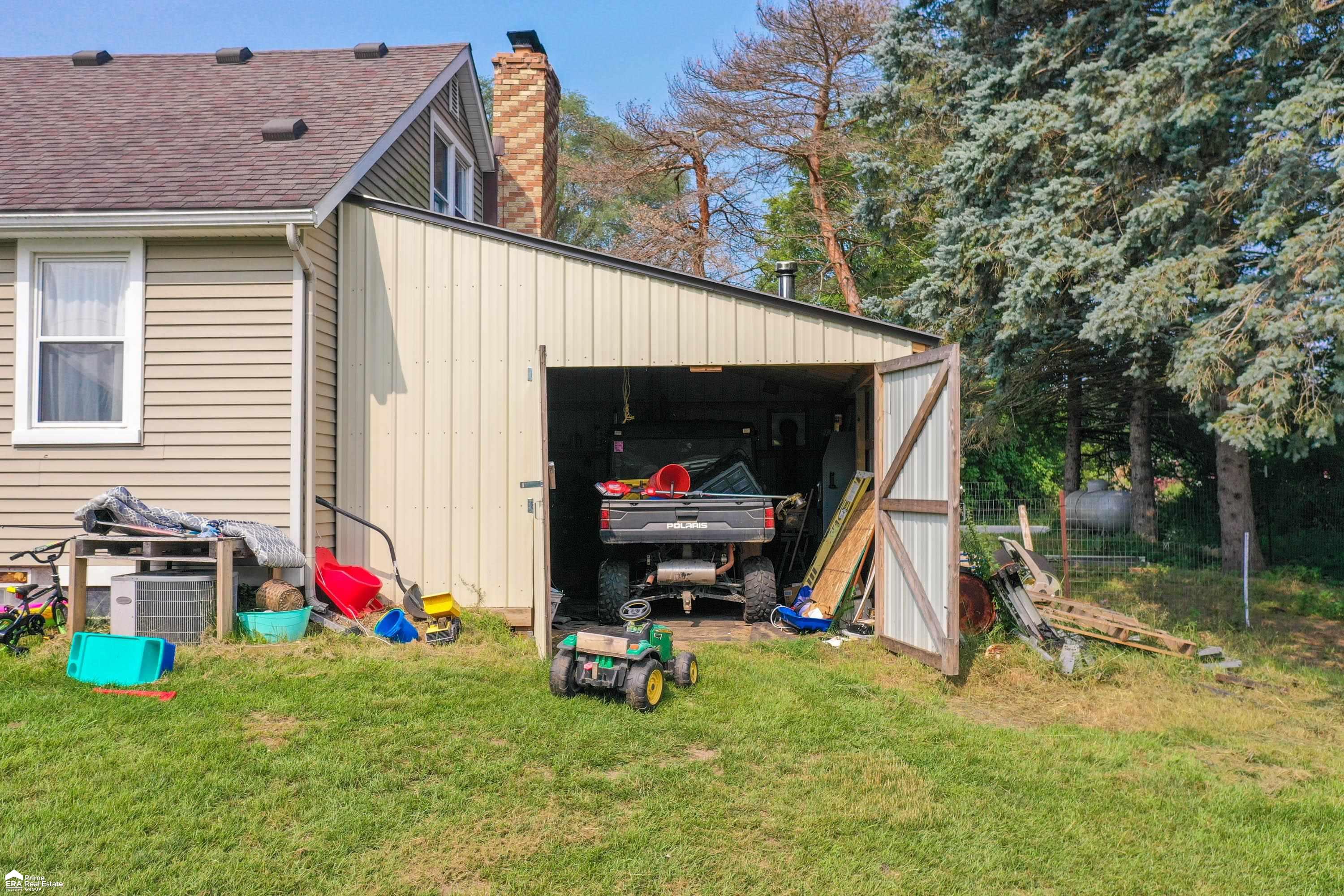 8795 Fostoria Road Fostoria, MI 48435 - Photo 41 of 42 50116597-43.JPG