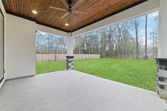 $525,000 | 2638 Fountain View Street, Roman Forest, TX 77357