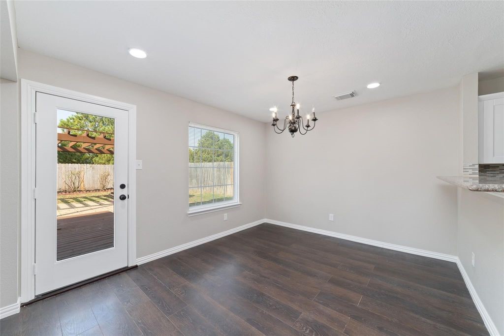 4007 Starbridge Pointe Lane Katy, TX 77449 - Photo 7 of 25