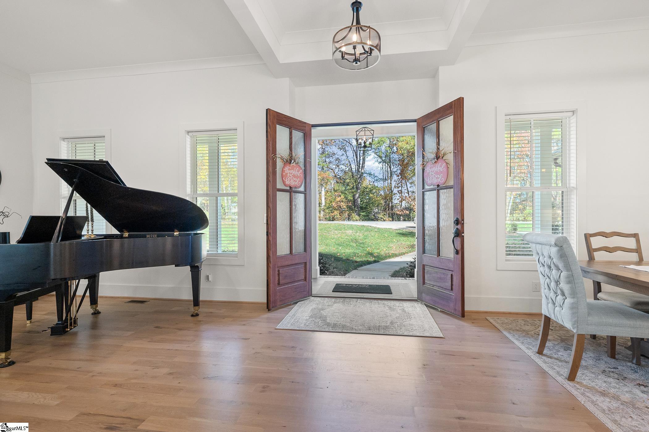 270 Circle Road Greer, SC 29651 - Photo 6 of 50