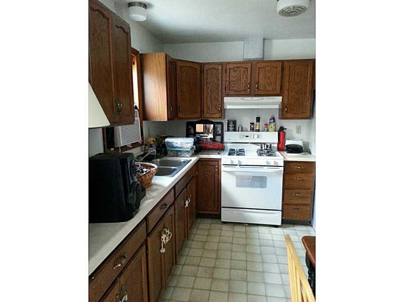 1331 Anthony Run Road Indiana, PA 15701 - Photo 4 of 7 Kitchen.