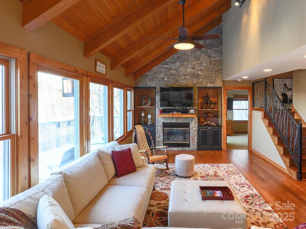 71 Ivy Ridge Road Burnsville, NC 28714 - Photo 3 of 28