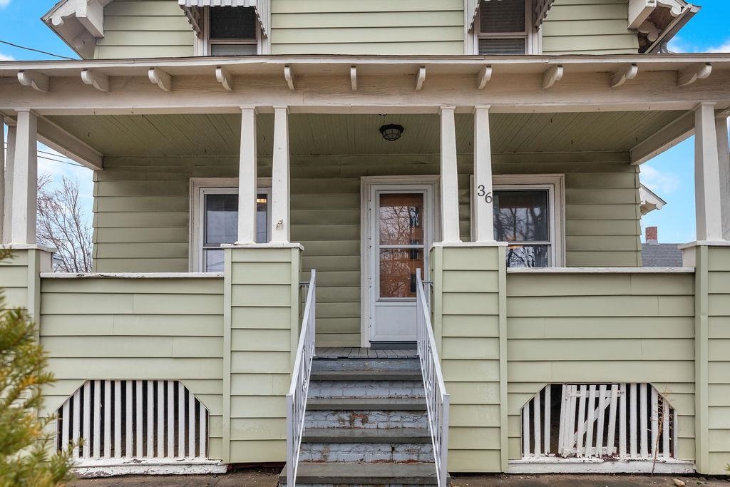 36 South Maple Street Manchester, NH 03103 - Photo 5 of 38