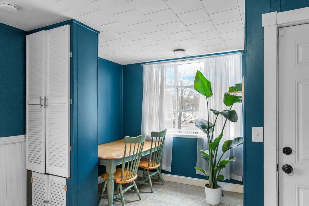 36 South Maple Street Manchester, NH 03103 - Photo 10 of 38