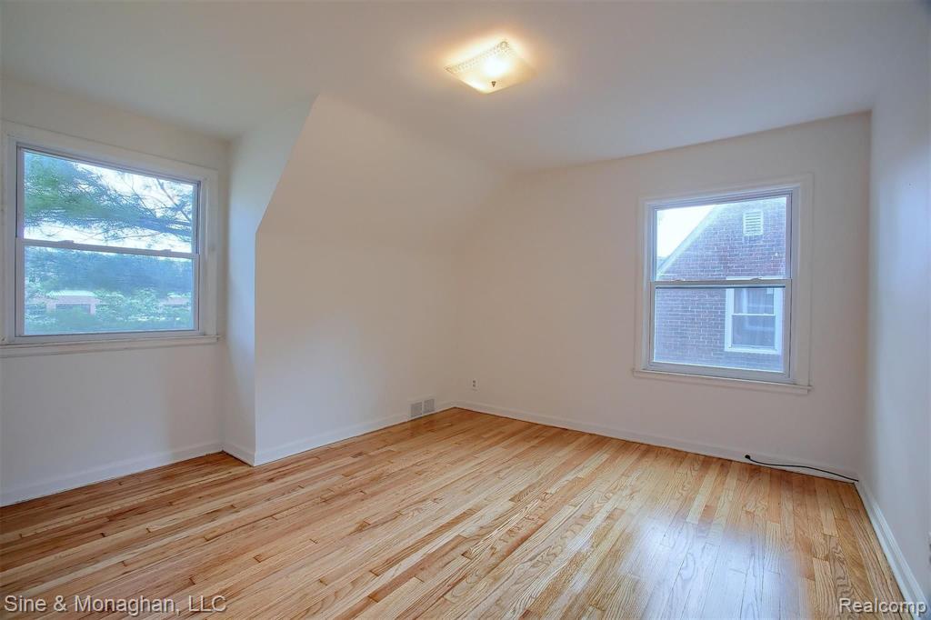22200 Moross Road Grosse Pointe, MI 48236 - Photo 8 of 25