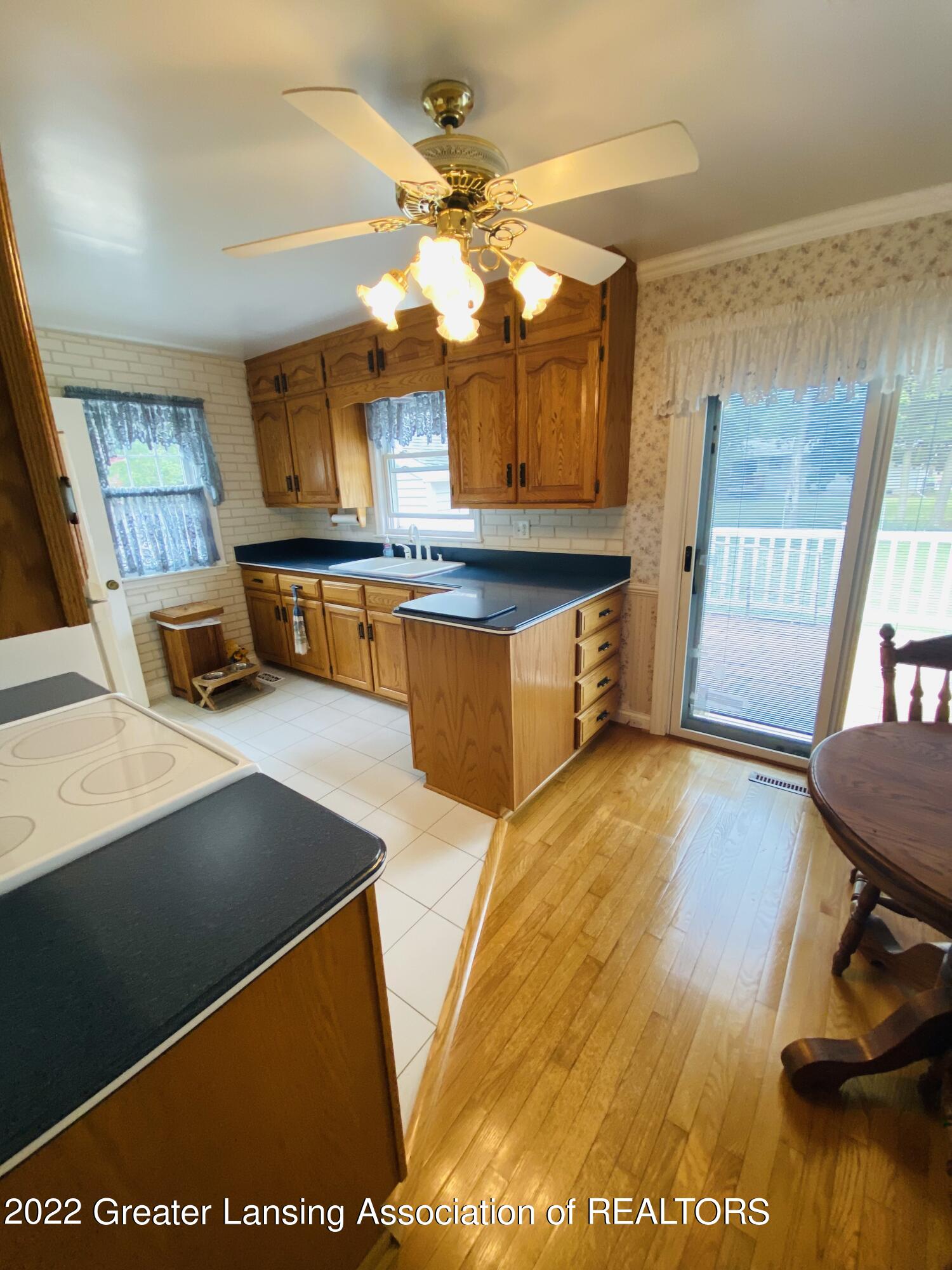 5716 Hilliard Road Lansing, MI 48911 - Photo 14 of 31 Kitchen 2
