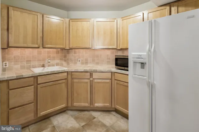 $1,025,000 | 6438 Cloister Gate Drive, Unit 6438, Baltimore, MD 21212