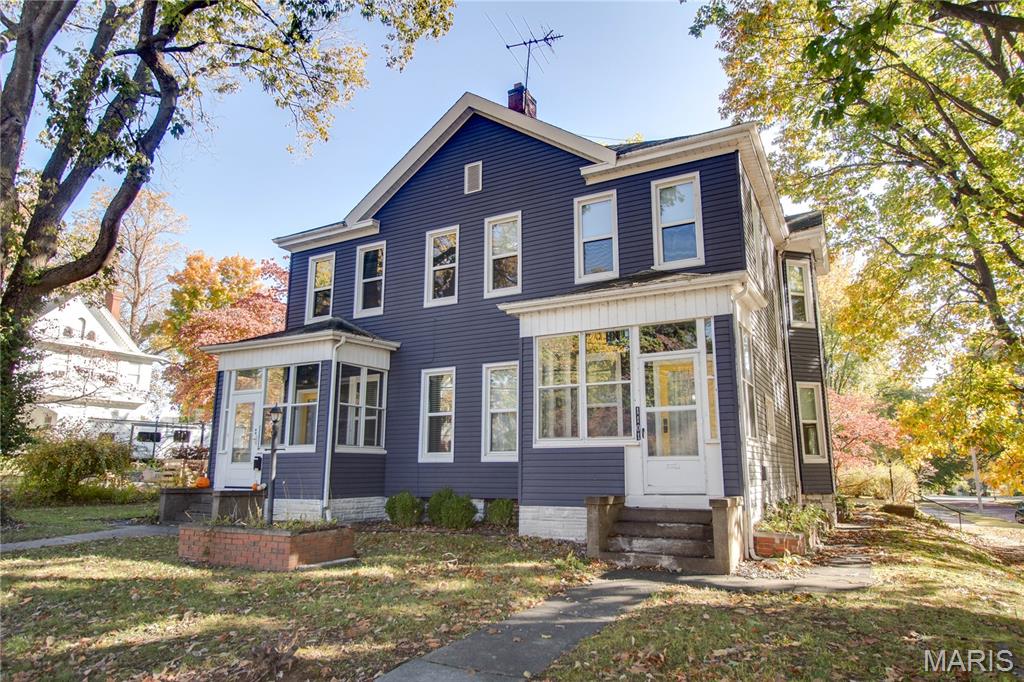 1101 Langdon Street Alton, IL 62002 - Photo 2 of 38