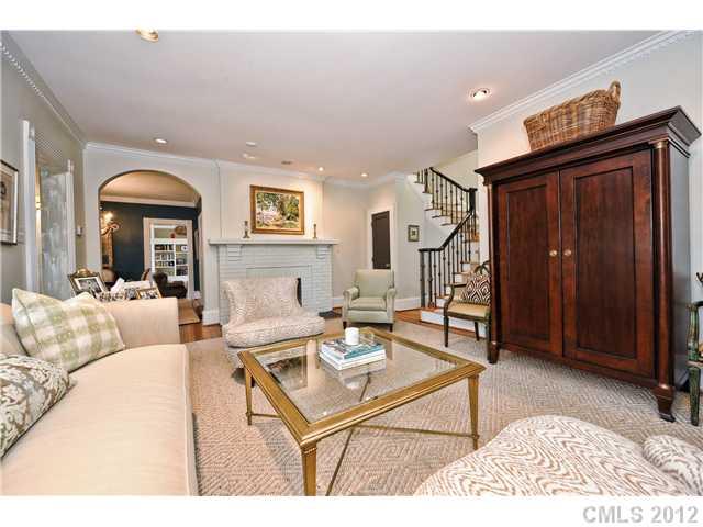 943 Bromley Road Charlotte, NC 28207 - Photo 4 of 16 Gallery Image 4