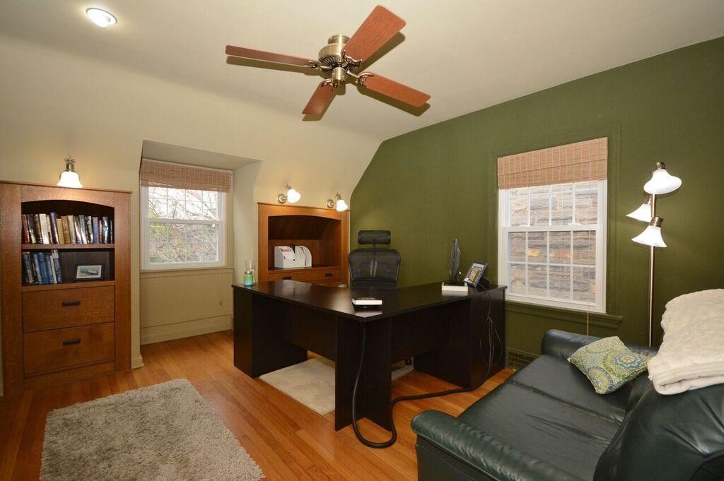 147 Conover Road Point Breeze, PA 15208 - Photo 15 of 25 Gallery Image 15