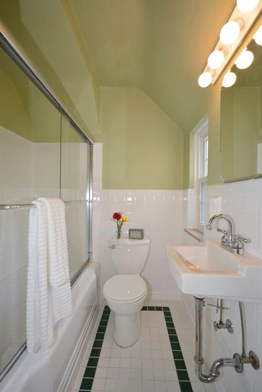 147 Conover Road Point Breeze, PA 15208 - Photo 19 of 25 Gallery Image 19