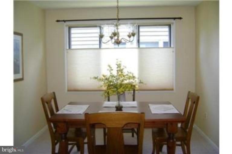 1024 Blackwell Road Annapolis, MD 21403 - Photo 3 of 20 Dining Room