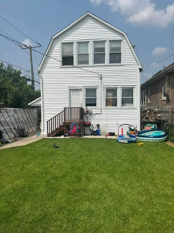 $1,800 | 6243 South Kildare Avenue, Chicago, IL 60629