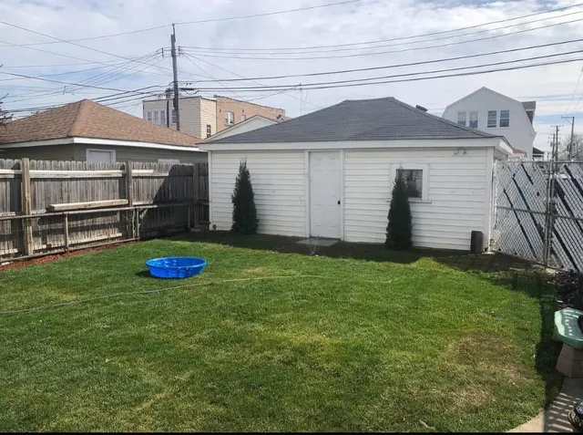 $1,800 | 6243 South Kildare Avenue, Chicago, IL 60629