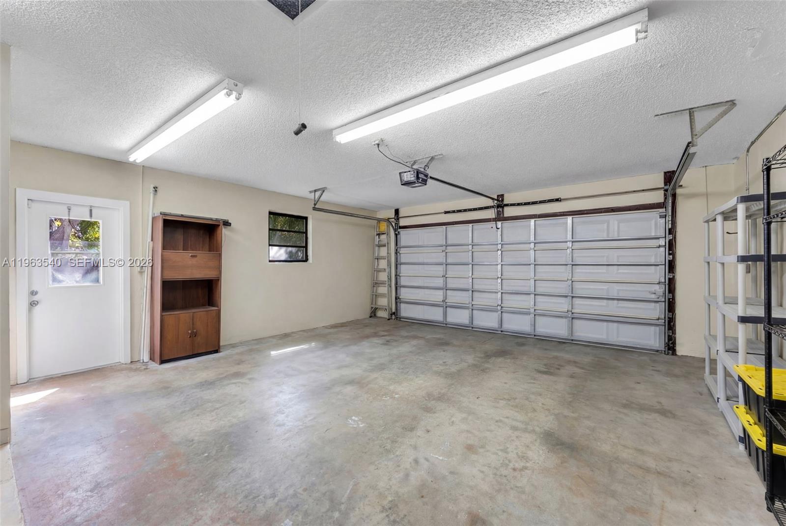 5331 Northwest 77th Court Pompano Beach, FL 33073 - Photo 26 of 32