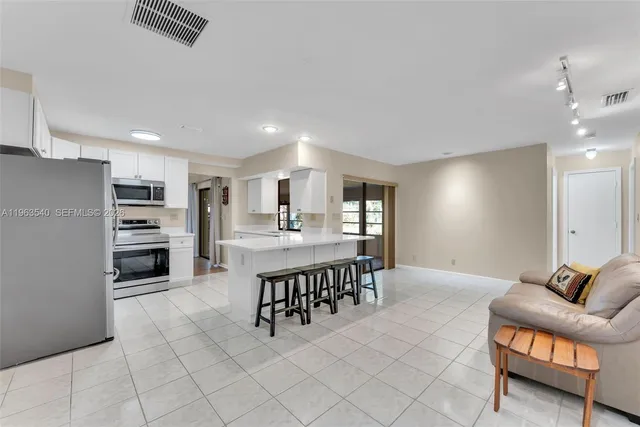 $650,000 | 5331 Northwest 77th Court, Pompano Beach, FL 33073